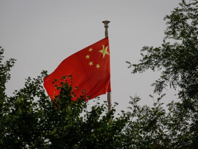 Застава Кине (Фото: EPA-EFE/MARK R. CRISTINO, илустарија) - 