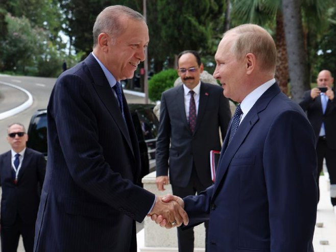 Реџеп Таип Ердоган и Владимир Путин (Фото: EPA-EFE/VYACHESLAV PROKOFYEV) - 