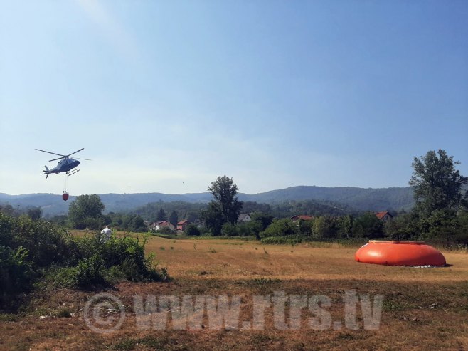 Gašenje požara u Vrbanji, Banjaluka (Foto: RTRS)