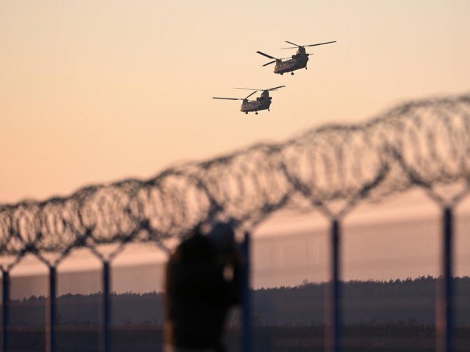 Америчка војска-илустрација (Фото: EPA-EFE/DAREK DELMANOWICZ POLAND OUT) Америчка војска-илустрација (Фото: EPA-EFE/DAREK DELMANOWICZ POLAND OUT) -
