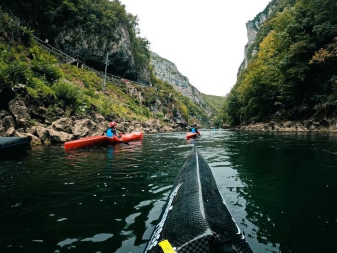 Кајакаши (Фото: www.instagram.com/mdodik.official) - 