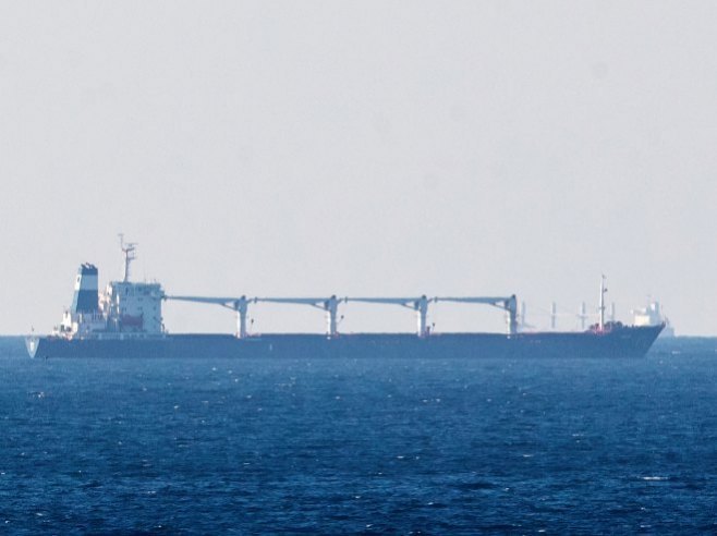Брод "Разони" (Фото: EPA-EFE/ERDEM SAHIN) - 
