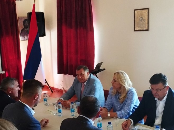 Представљање плана изградње ски-центра на Мањачи Представљање плана изградње ски-центра на Мањачи - Фото: РТРС