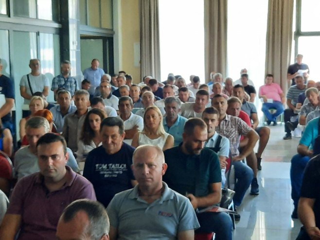 Бијељина, пољопривредници Бијељина, пољопривредници - Фото: СРНА