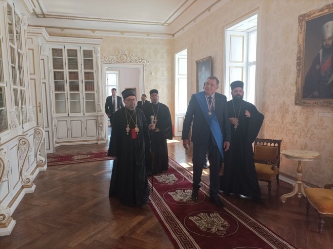 Додик у Румунији Додик у Румунији - Фото: РТРС