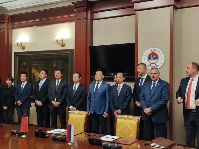 Potpisivanje memoranduma o saradnji na projektu izgradnje brzog puta (Foto: RTRS)