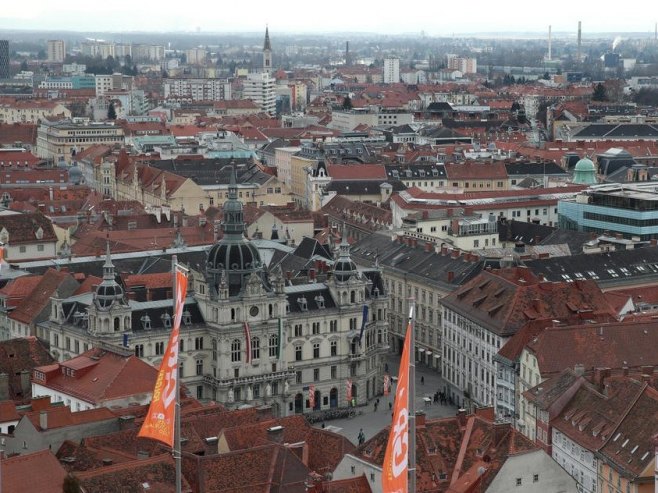Austrija (Foto: EPA-EFE/TATYANA ZENKOVICH) - Austrija (Foto: EPA-EFE/TATYANA ZENKOVICH) -