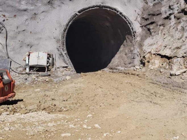 Tunel "Zovi do" (Foto: RTRS)