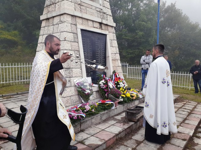 Помен на Папратној њиви Помен на Папратној њиви - Фото: СРНА