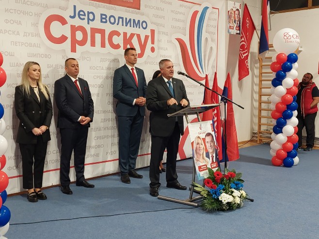 Радован Вишковић Радован Вишковић -