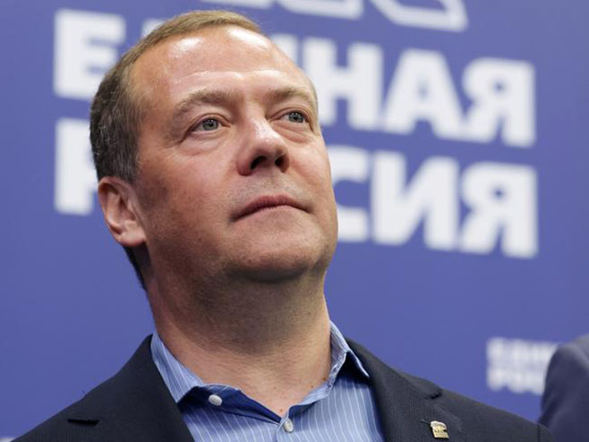 Дмитриј Медведев (Фото: EFE/EKATERINA SHTUKINA/SPUTNIK POOL MANDATORY CREDIT) Дмитриј Медведев (Фото: EFE/EKATERINA SHTUKINA/SPUTNIK POOL MANDATORY CREDIT) -