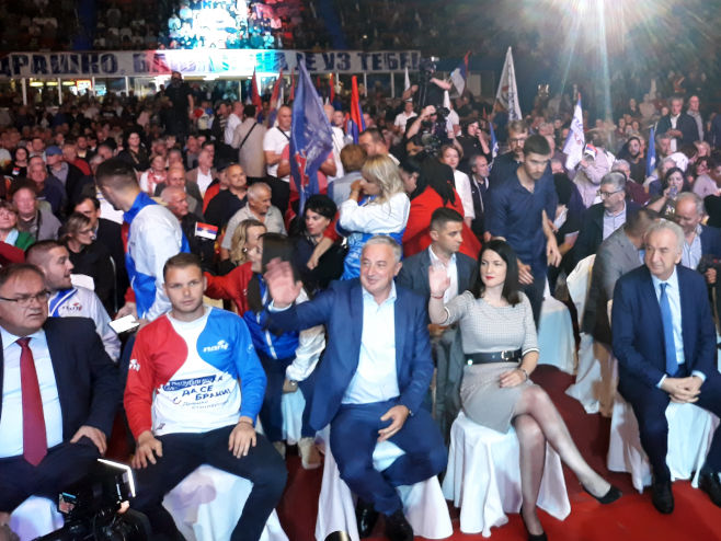 Предизборни скуп опозиције у Бањалуци - Фото: СРНА