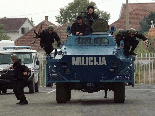 Полиција Црне Горе (Фото: EPA PHOTO EPA/MILOS BICANSKI, илустрaција) - 