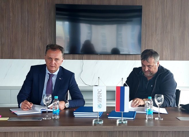 Потписан Уговор о продаји акција државног капитала у АД "Нови Мермер" Шековићи