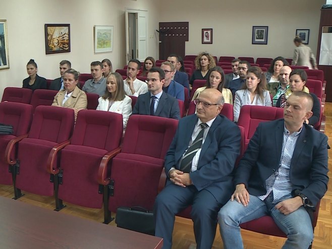 Унивезитет у Бањалуци: Радна мјеста за 26 асистената Унивезитет у Бањалуци: Радна мјеста за 26 асистената - Фото: РТРС