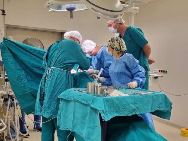 Увођење нових процедура у васкуларној хирургији