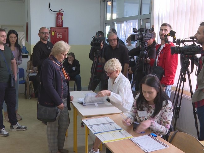 Гласање Гласање - Фото: РТРС