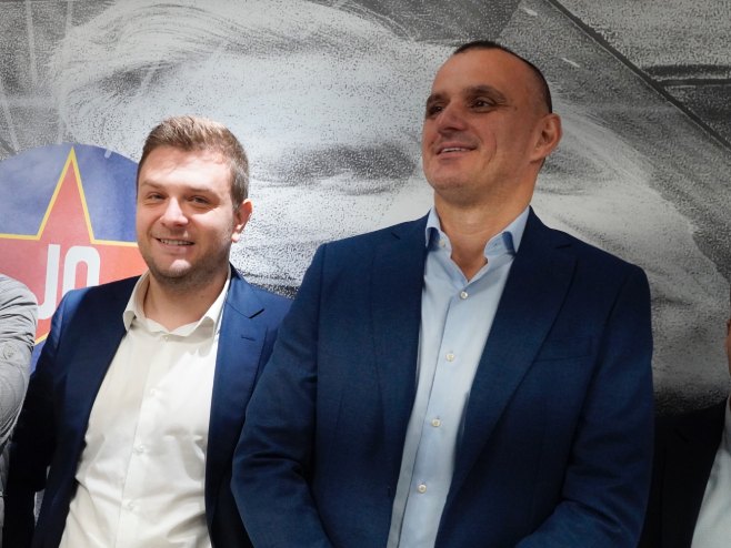 Милош Вазура и Ивица Краљ (Фото: Танјуг/ Владимир Шпорчић) Милош Вазура и Ивица Краљ (Фото: Танјуг/ Владимир Шпорчић) -