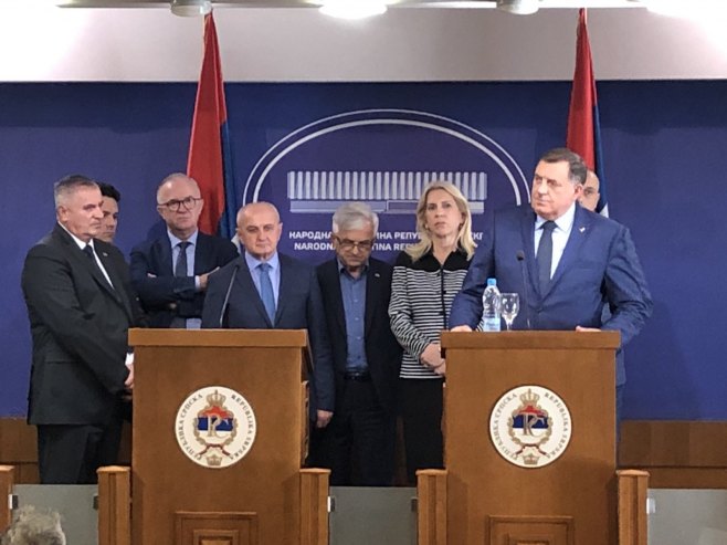 Владајућа коалиција у Српској: Ми смо побједници (ВИДЕО)