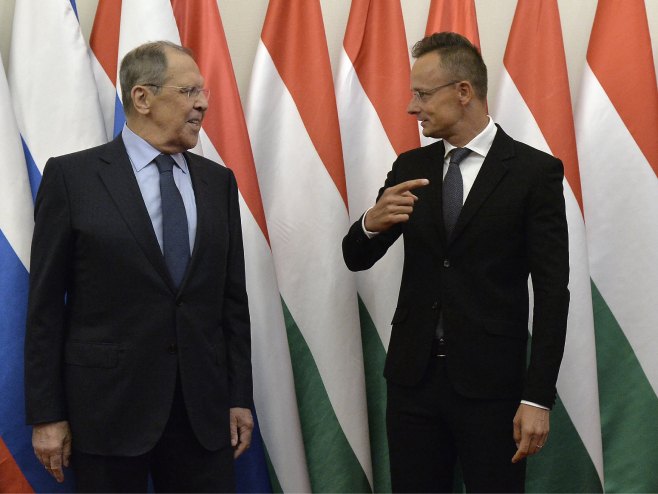Lavrov i Sijarto (Foto: EPA-EFE/Lajos Soos) - Lavrov i Sijarto (Foto: EPA-EFE/Lajos Soos) -