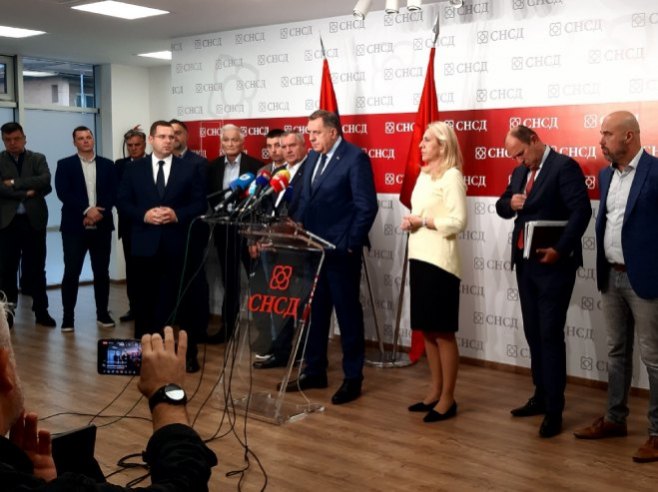 Сједница Извршног комитета СНСД Сједница Извршног комитета СНСД - Фото: РТРС