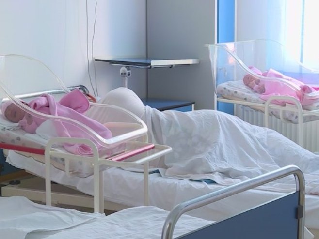 Бебе у Невесињској болници Бебе у Невесињској болници - Фото: РТРС