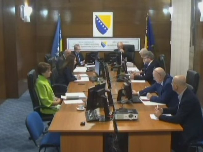 CIK BiH - pres konferencija - Foto: RTRS CIK BiH - pres konferencija - Foto: RTRS