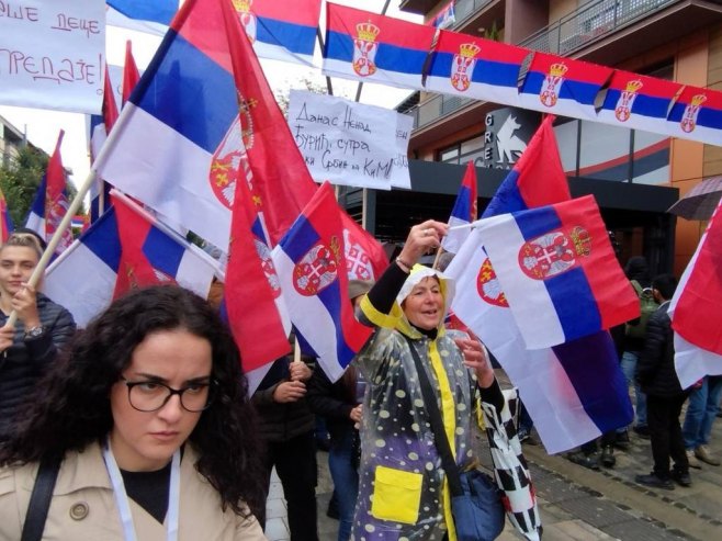 Veliki narodni skup u Sjevernoj Mitrovici (foto:TANJUG/ KANCELARIJA ZA KiM) 