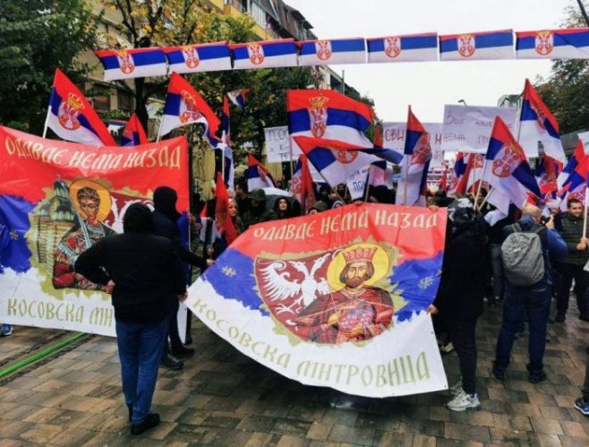 Veliki narodni skup u Sjevernoj Mitrovici (Foto: SRNA)