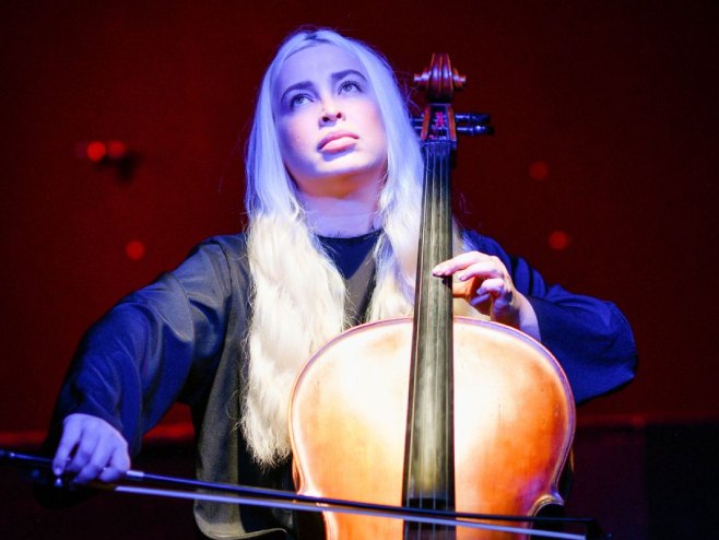 Јелена Шукало (Фото: Бањалучко студентско позориште) Јелена Шукало (Фото: Бањалучко студентско позориште) -