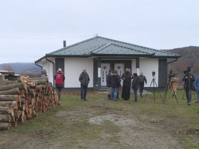 Кућа за породицу Тубоњић Кућа за породицу Тубоњић - Фото: РТРС