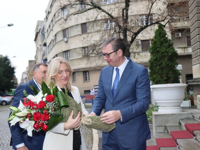 Željka Cvijanović i Aleksandar Vučić (Foto: predsjednikrs.net) 