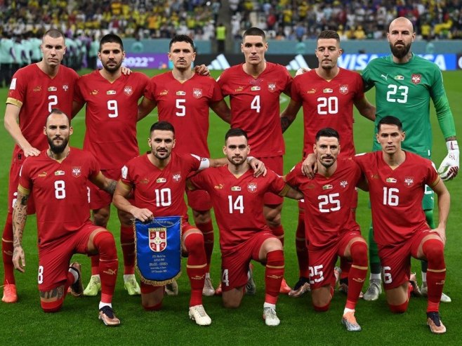 Репрезентација Србије (Фото: EPA-EFE/Neil Hall) Репрезентација Србије (Фото: EPA-EFE/Neil Hall) -