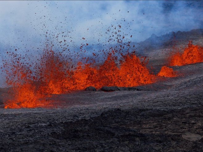 Хаваји - вулкан (Фото: EPA-EFE/BRUCE OMORI / PARADISE HELICOPTERS) Хаваји - вулкан (Фото: EPA-EFE/BRUCE OMORI / PARADISE HELICOPTERS) -