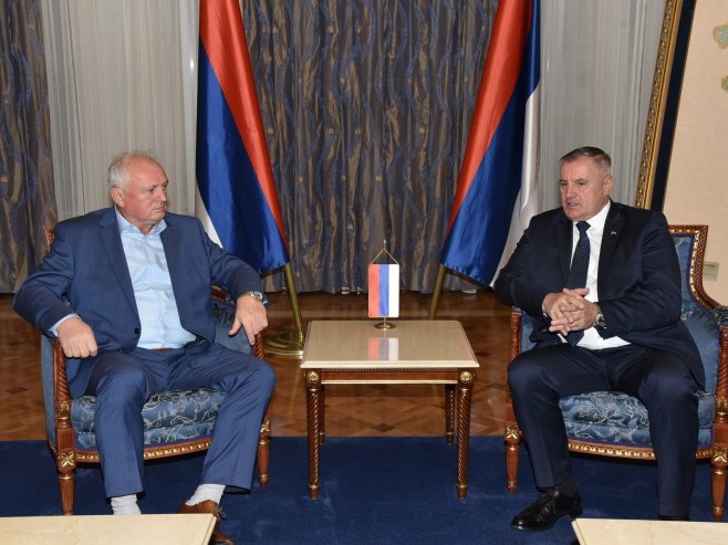 Консултације са мандатаром (Фото: Влада Републике Српске) Консултације са мандатаром (Фото: Влада Републике Српске) -