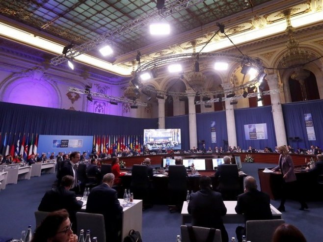 Састанак шефова дипломатије земаља НАТО (Фото:EPA-EFE/ROBERT GHEMENT) - 