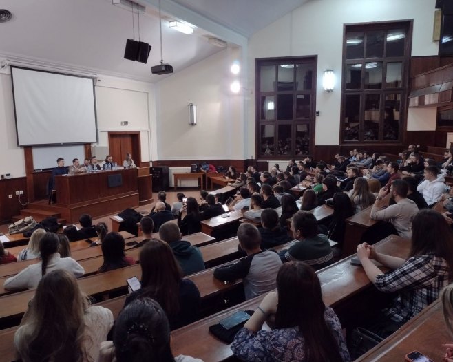 Београд - трибина "Ц/иј/ена добијања и опстанка Републике Српске" Београд - трибина "Ц/иј/ена добијања и опстанка Републике Српске" - Фото: СРНА