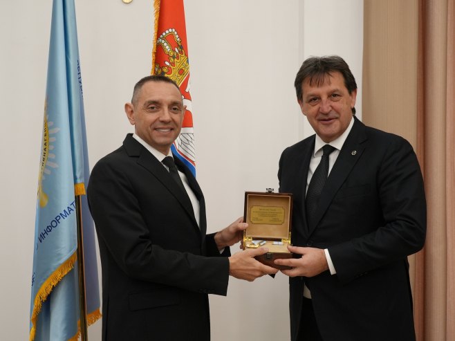 Aleksandar Vulin i Bratislav Gašić (Foto: bia.gov.rs) 