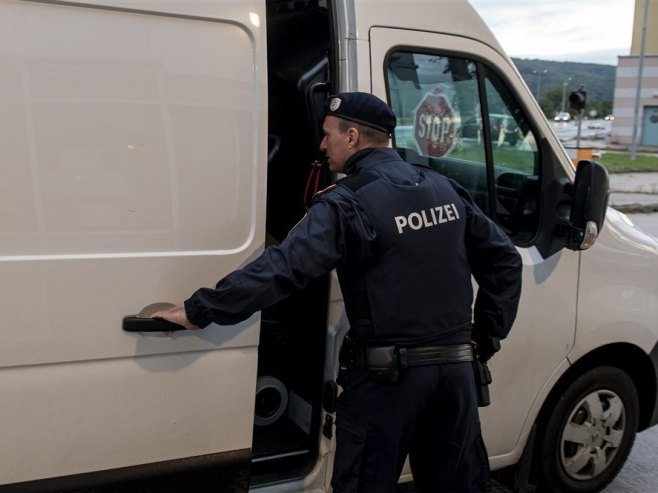 Аустријска полиција (Фото: EPA-EFE/CHRISTIAN BRUNA, илустрација) - 