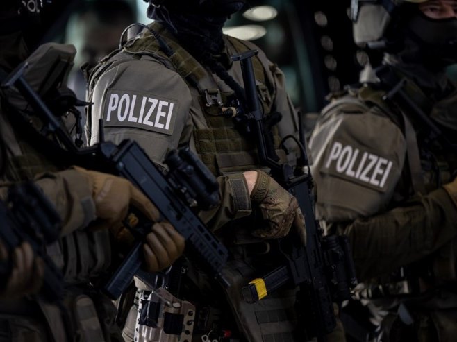 Аустријска полиција (Фото: EPA-EFE/CHRISTIAN BRUNA) - 