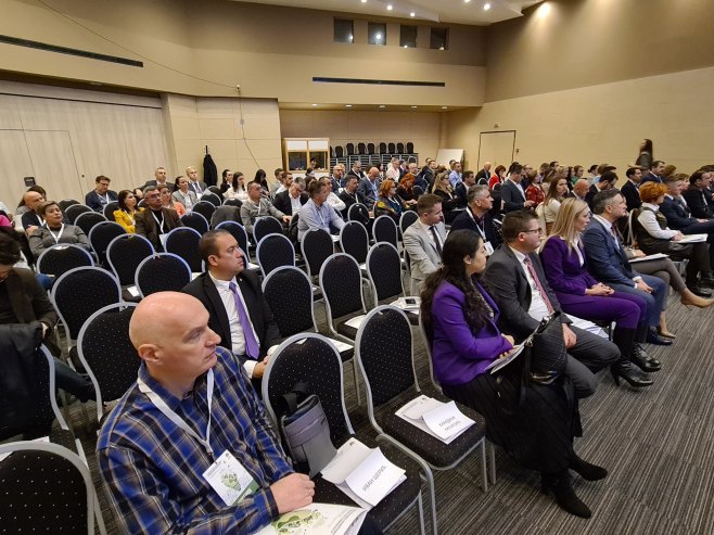 Теслић - Међународна конференција Теслић - Међународна конференција - Фото: СРНА