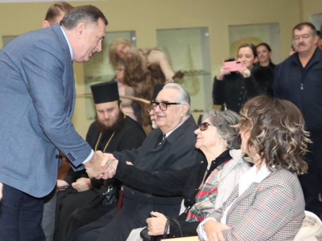 Кузмановић: Пресуда Додику поништава изборну вољу народа
