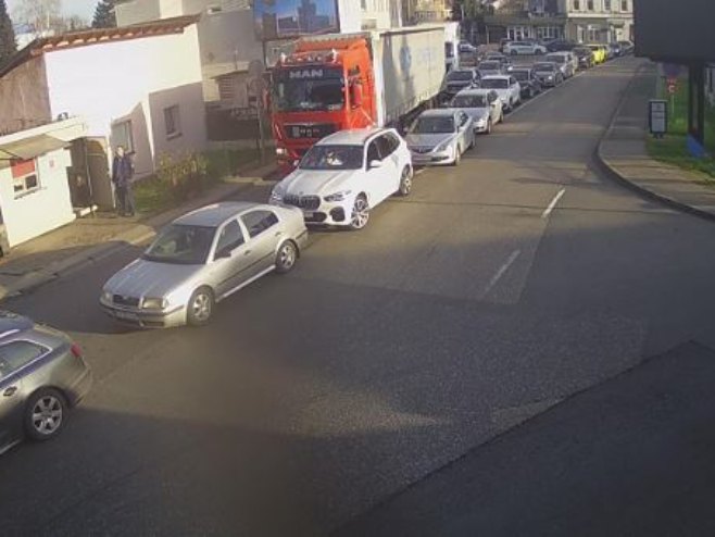 Гужва на ГП Градишка (Фото: АМСРС) Гужва на ГП Градишка (Фото: АМСРС) -