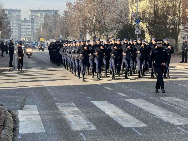 Проба свечаног дефилеа Проба свечаног дефилеа - Фото: РТРС