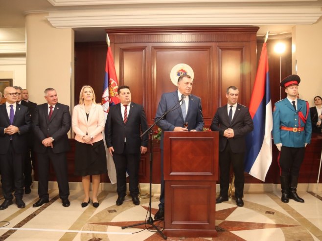 Свечани пријем поводом Дана Републике (Фото: predsjednikrs.net) Свечани пријем поводом Дана Републике (Фото: predsjednikrs.net) -