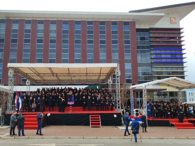 Svečani defile u Istočnom Sarajevu (Foto: RTRS)