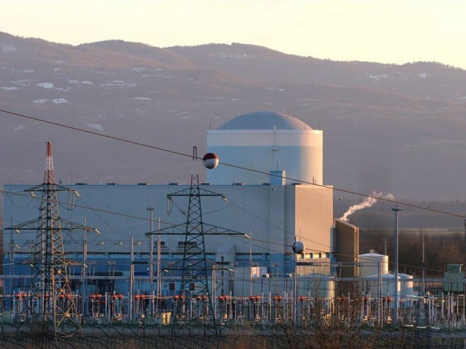 Нуклеарна електрана "Кршко" (Фото: EPA/STRINGER) - 