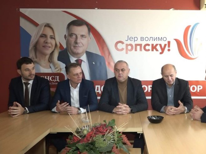 Радишић и Ромчевић прелазе у СНСД Радишић и Ромчевић прелазе у СНСД - Фото: РТРС