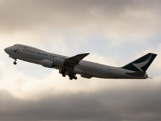 Боинг 747 (Фото: EPA-EFE/ETIENNE LAURENT, илустрација) - 