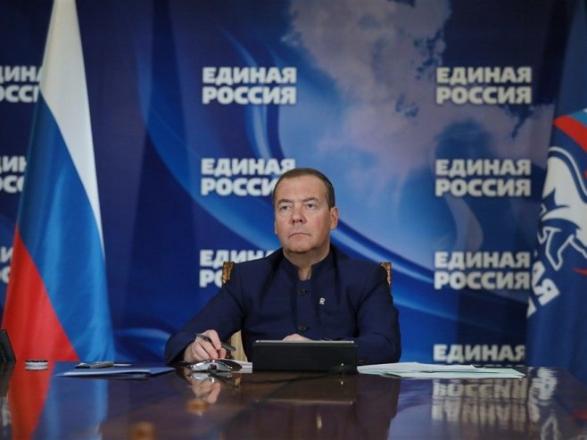 Дмитриј Медведев (Фото: EPA-EFE/EKATERINA SHTUKINA / SPUTNIK / KREMLIN POOL / POOL) - 